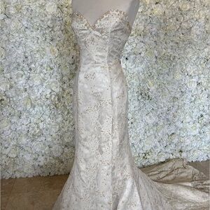 Elegant Cream Floral Gown